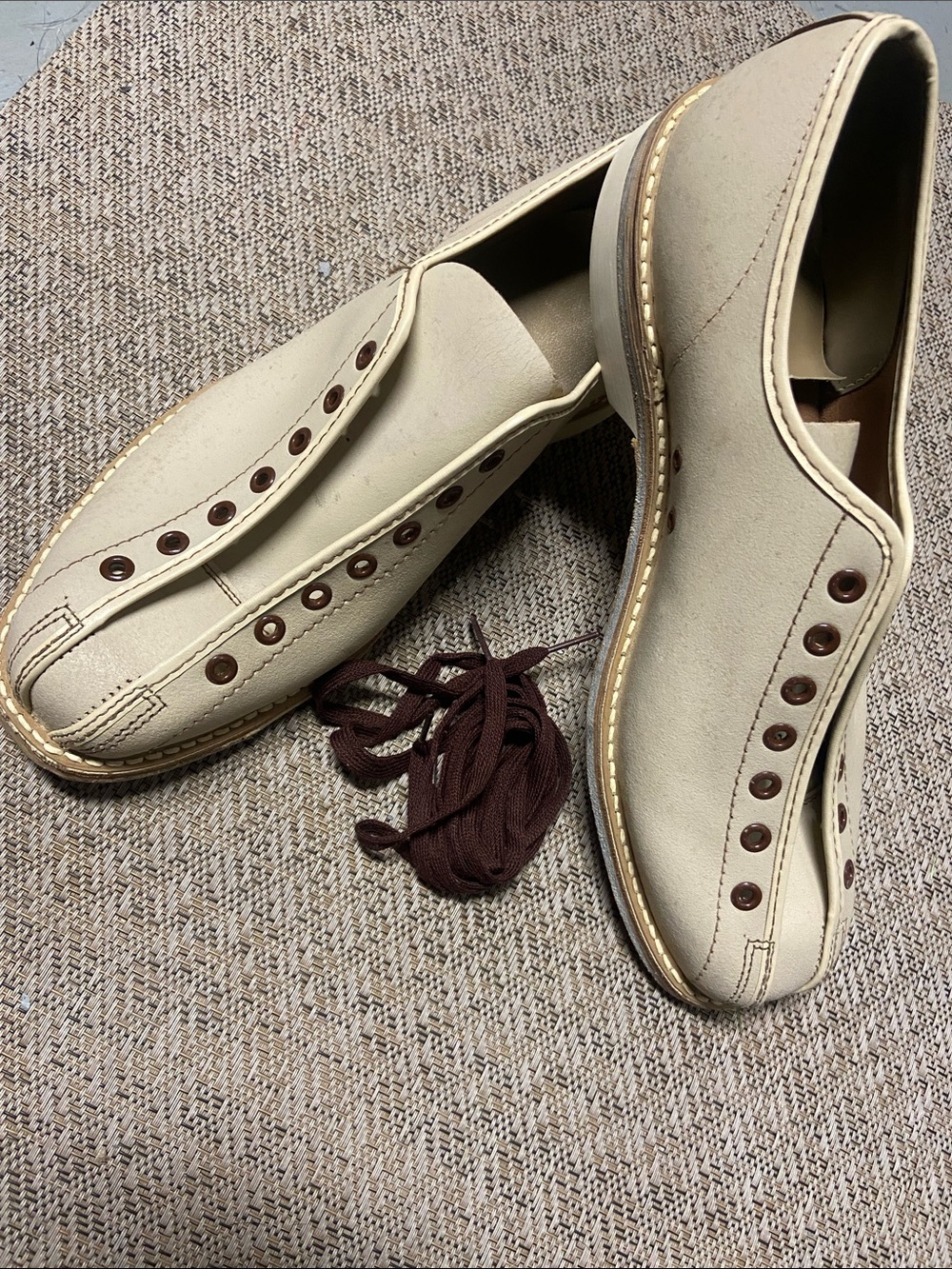 VINTAGE SAUCONY of Kutztown, PA BOWLING SHOES 8 Old Stock New Ivory 1950’s